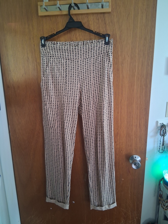 Known Supply Pants - Beige & Black Cropped Wide-Leg Pants with Grid Print